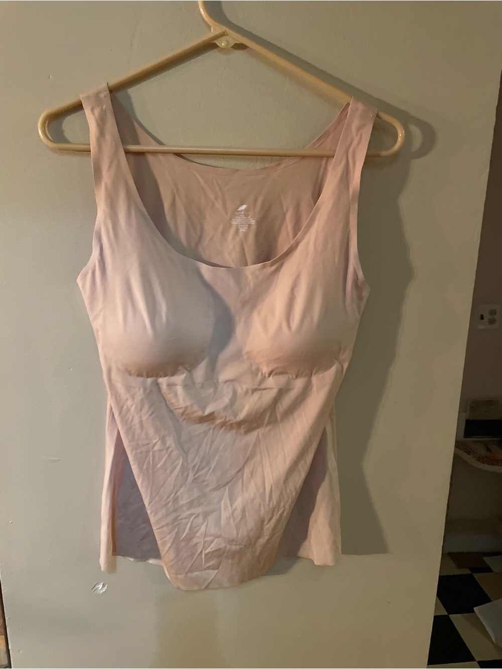 Feather cami Seamless tan Scoop Neck Shaping Tank Top